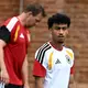 Gute Nachricht für den Bundestrainer (l): Nathaniel Brown ist beim Abschlusstraining dabei. - Bild: Federico Gambarini/dpa
