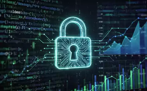 Digitales Vorhängeschloss-Symbol mit leuchtenden Linien über verschwommenem Code und Finanzdaten, symbolisiert Sicherheitsverletzungen bei Kryptowährungen. - Foto: über boerse-global.de