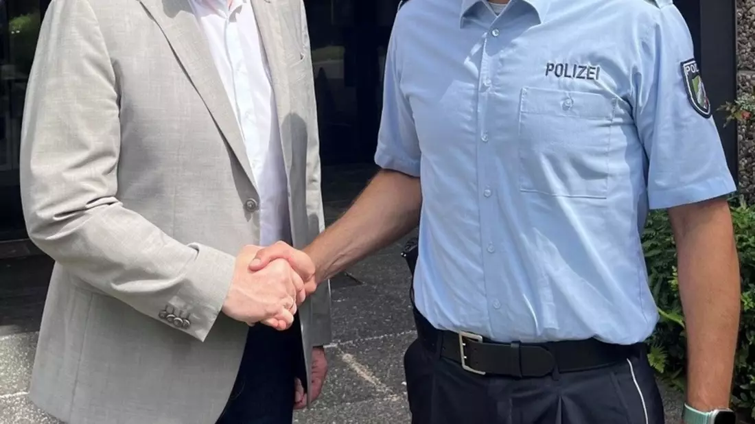 POL-HF: Bürgermeistergespräche im Kreis Herford - Austausch im Hiddenhauser Rathaus über aktuelle Sicherheitsthemen - Bild: presseportal.de