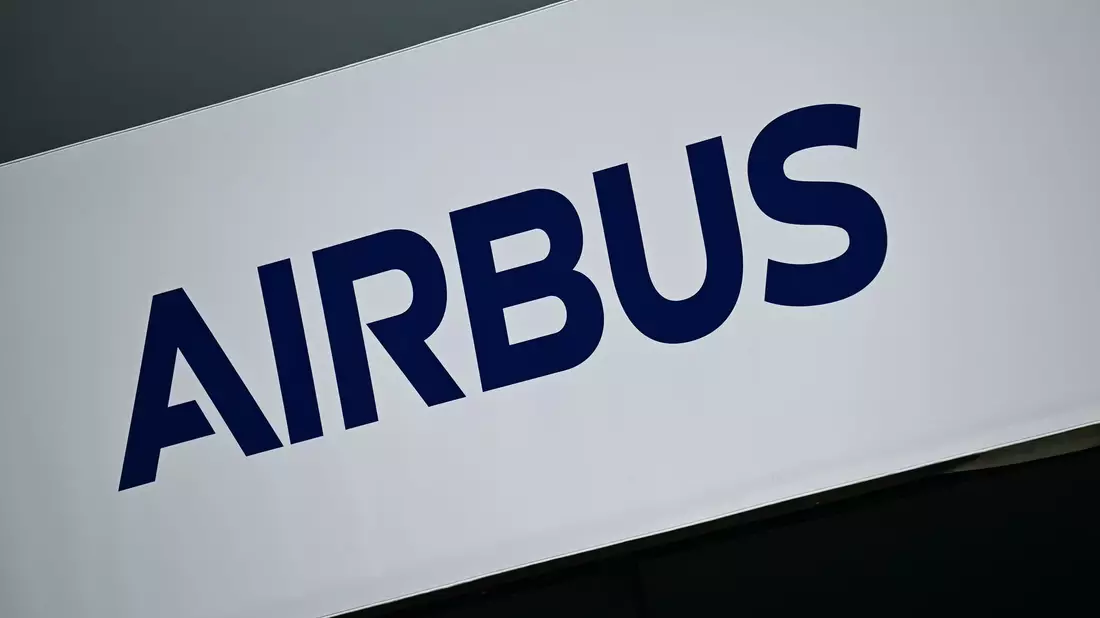Die EU-Förderbank stellt Airbus mit drei Milliarden eine Rekordsumme bereit (Archivbild). - Bild: Sebastian Christoph Gollnow/dpa