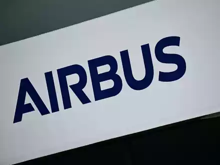 Die EU-Förderbank stellt Airbus mit drei Milliarden eine Rekordsumme bereit (Archivbild). - Foto: Sebastian Christoph Gollnow/dpa
