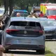 Polizei und Rettungsdienst sind mit einem Großaufgebot im Einsatz.  - Bild: NWM-TV/dpa
