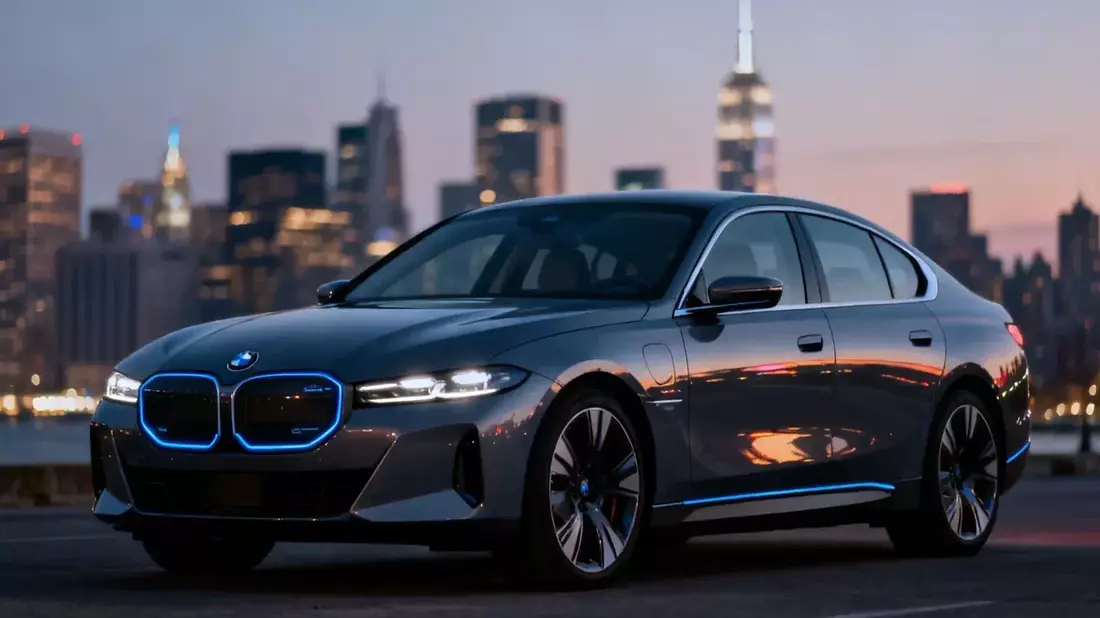 BMW Converts Preference Shares as Stock Hits 52-Week Low Amid Profit Warning