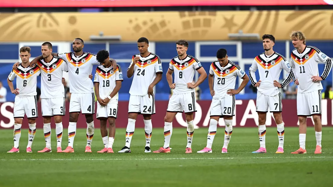 So sehen Verlierer aus: Deutschland scheitert an Paraguay. - Bild: Federico Gambarini/dpa