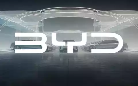 Abstrakte Darstellung der Automobilindustrie mit Fokus auf Elektromobilität und Flottenlösungen, die Innovation und Effizienz betont. - Foto: über boerse-global.de