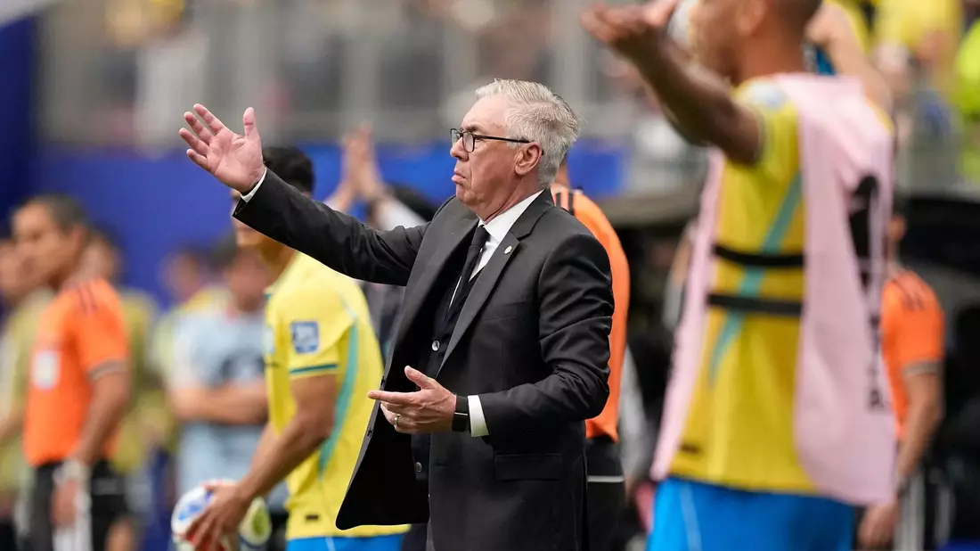 Trainer Ancelotti sprach seiner Mannschaft ein Lob aus - war aber nicht gänzlich zufrieden. - Bild: Ashley Landis/AP/dpa