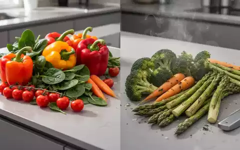 Eine ausgewogene Anordnung von rohem und gekochtem Gemüse auf einer Küchenarbeitsplatte, die gesunde Ernährung symbolisiert. - Foto: über boerse-global.de