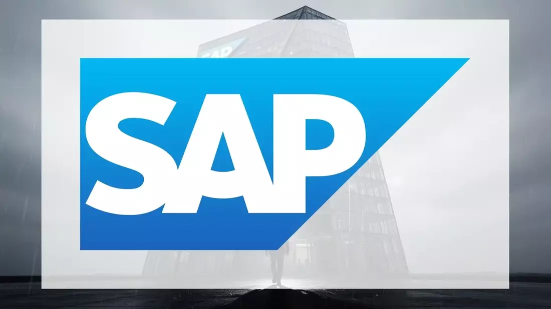 SAP Stock Plunges 33% as Record Cloud Backlog Fails to Offset Oracle, EU Risks