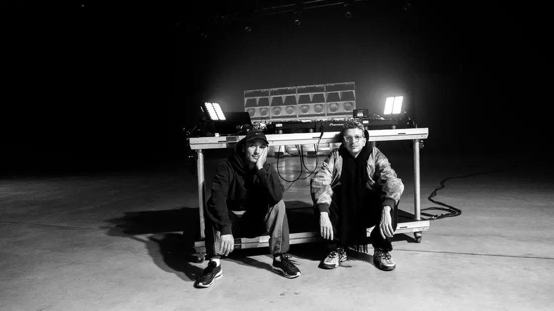 Christian Meyerholz und Christoph Erkes landen mit ihrer «Gut genug»-Version einen viralen Welthit. - Bild: KitschKrieg/Sony Music Entertainment Germany GmbH/dpa