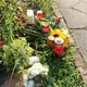 Die Trauer ist groß nach der Gewalttat in Stade. - Bild: Kai Moorschlatt/dpa