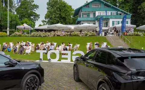 Mit Leidenschaft für Kultur und Kino: PEUGEOT erneut Gastgeber der BVC Casting Night - Foto: presseportal.de