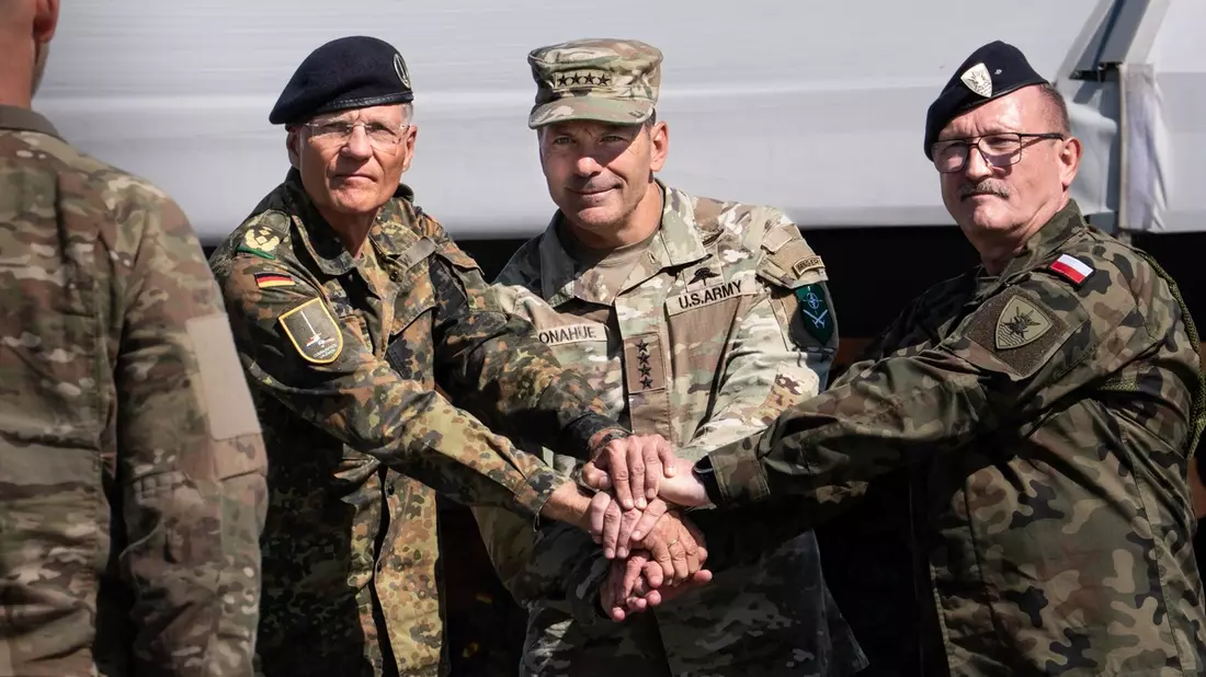 1. Deutsch-Niederländisches Corps übernimmt Verantwortung für die Verteidigung Estlands und Lettlands - Bild: presseportal.de