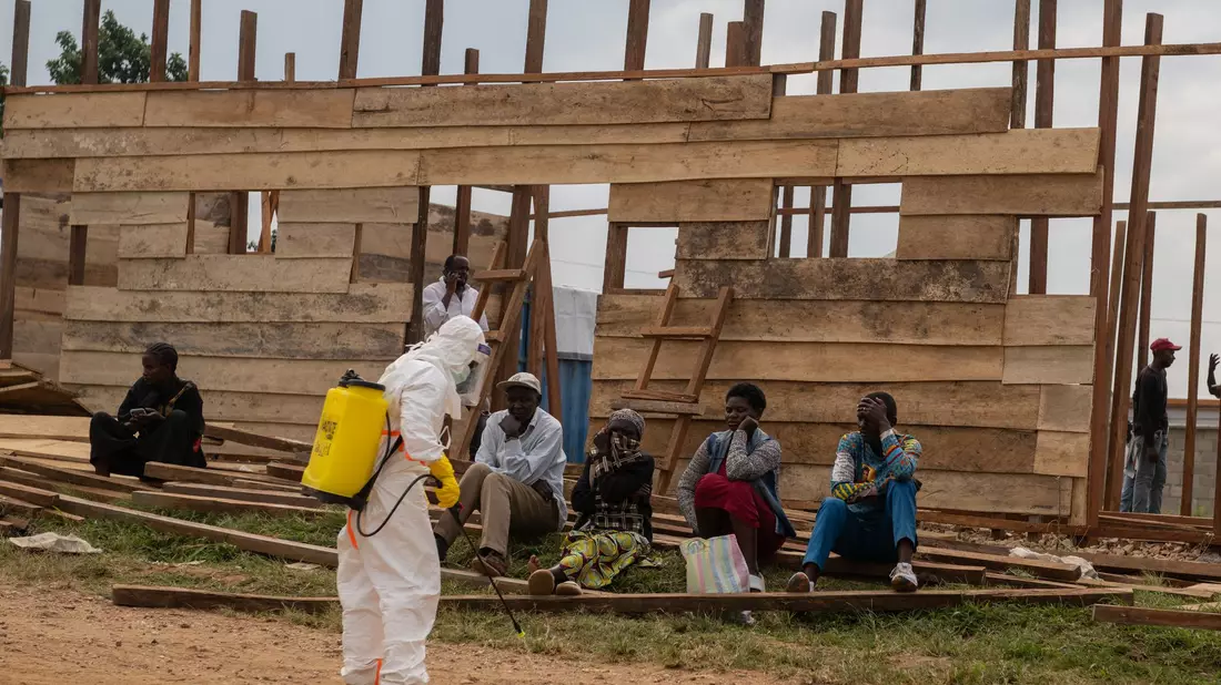 UNDP: Ebola führt auch zu einem Wirtschaftseinbruch. (Archivbild) - Bild: Moses Sawasawa/AP/dpa