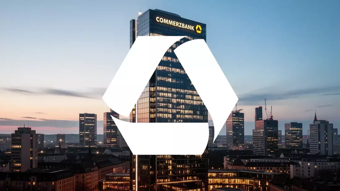 Commerzbank Stock Near 52-Week High as Q2 Results Loom; Jefferies Raises Derivative-Heavy Stake