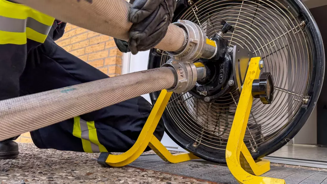 FW Flotwedel: Verschmortes Plastik auf Herd löst Feuerwehreinsatz in Oppershausen aus - Bild: presseportal.de