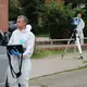 Spezialisten des LKA Niedersachsen sind am Tatort eingetroffen. - Bild: Kai Moorschlatt/dpa
