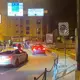 Einsatzkräfte aus Monaco und Frankreich suchen mit Hochdruck nach dem Täter. - Bild: Clement Lanot/Clement Lanot/AP/dpa