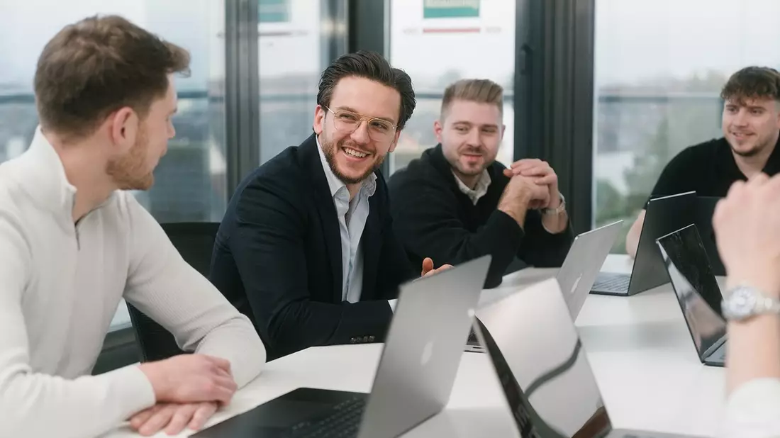 Fachkräftemangel oder schlechte Arbeitsbedingungen? Korthauer GmbH erklärt - Bild: presseportal.de