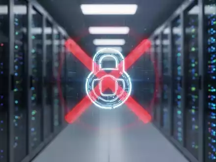 Digitales KI-Assistent-Symbol mit rotem Warnzeichen vor verschwommenen Serverracks, das Serviceprobleme und behördliche Prüfung symbolisiert. - Foto: über boerse-global.de