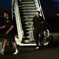 Julian Nagelsmann nach der Rückkehr nach Winston-Salem in der Nacht. - Foto: Christian Charisius/dpa