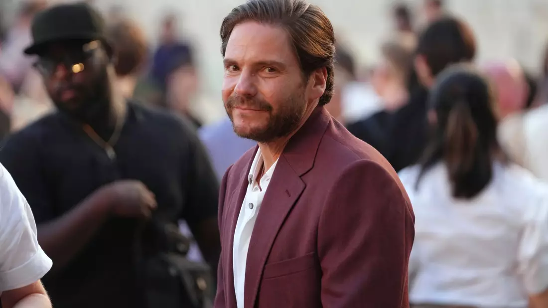 Daniel Brühl übernimmt die Rolle von Voldemort. (Archivbild) - Bild: Aurelien Morissard/AP/dpa