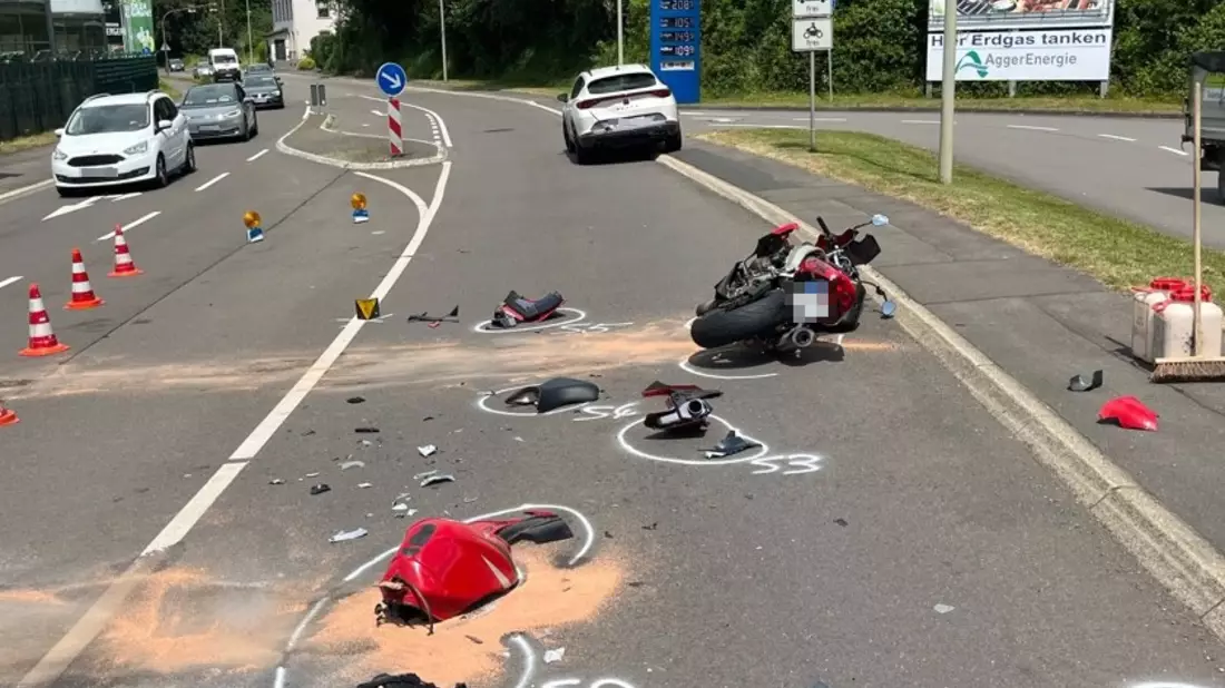 POL-GM: Zwei Verkehrsunfälle in Alperbrück binnen einer Stunde - Bild: presseportal.de