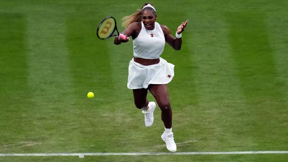 Für Serena Williams war das Einzel-Comeback in Wimbledon schnell wieder vorbei. - Bild: John Walton/PA Wire/dpa