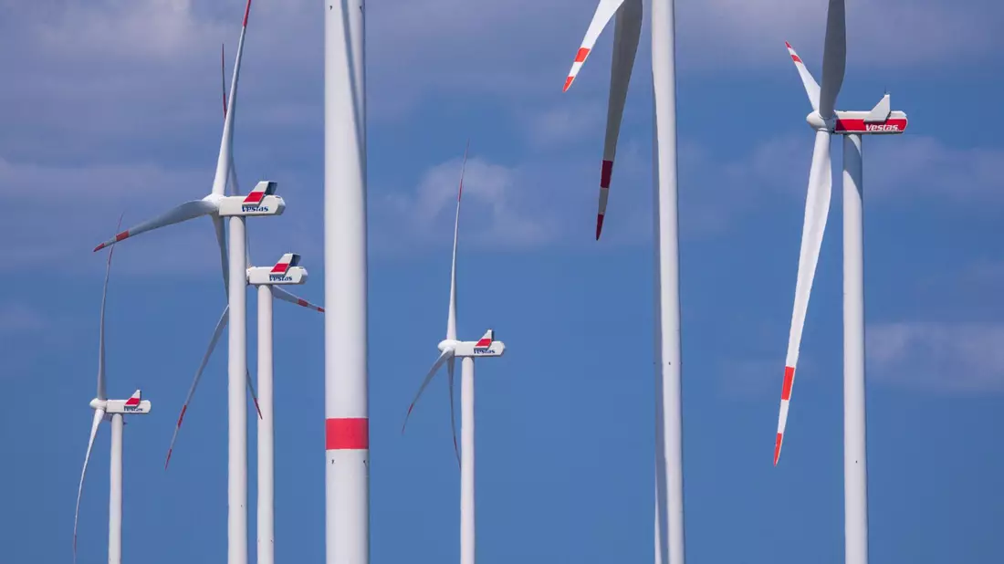Erneuerbare Energien haben im ersten Halbjahr 58 Prozent des Stromverbrauchs gedeckt - ein Rekord. (Symbolbild) - Bild: Jens Büttner/dpa