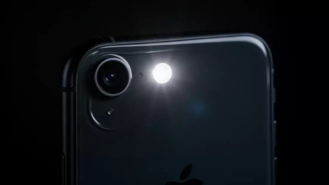 iPhone LED-Blitz: Visuelle Alarme für stille Benachrichtigungen