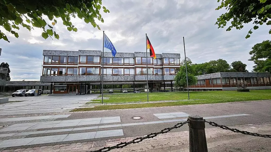 Linke prüft Verfassungsklage gegen neue Grundsicherung