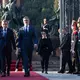 Am Denkmal für den Freiheitskämpfer José de San Martín legte Wadephul zunächst einen Kranz nieder. - Bild: Boris Roessler/dpa