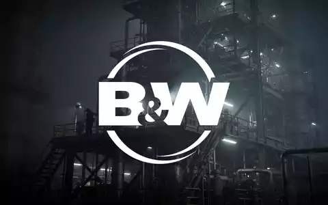 Eine abstrakte, atmosphärische Szene, die industrielle Untersuchung und Unsicherheit darstellt. Dunkle Farbtöne und kühles Licht. - Foto: über boerse-global.de