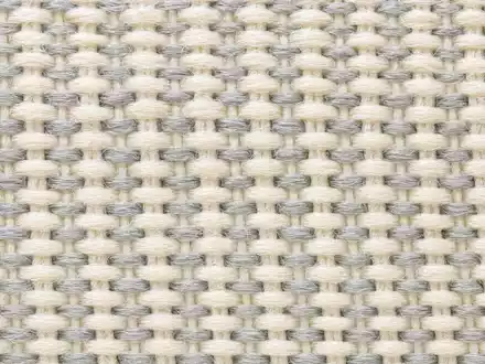 Zalando SE (DE000ZAL1111) – extreme Makro-Aufnahme der fein gewebten Textur einer Sneaker-Innensohle aus Textilgewebe - Foto: THN