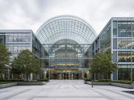 Swiss Life CH0014852781 Architektur: modernes Versicherungs-Hauptquartier mit imposanter Glaskuppel und hellem Atrium - Foto: THN