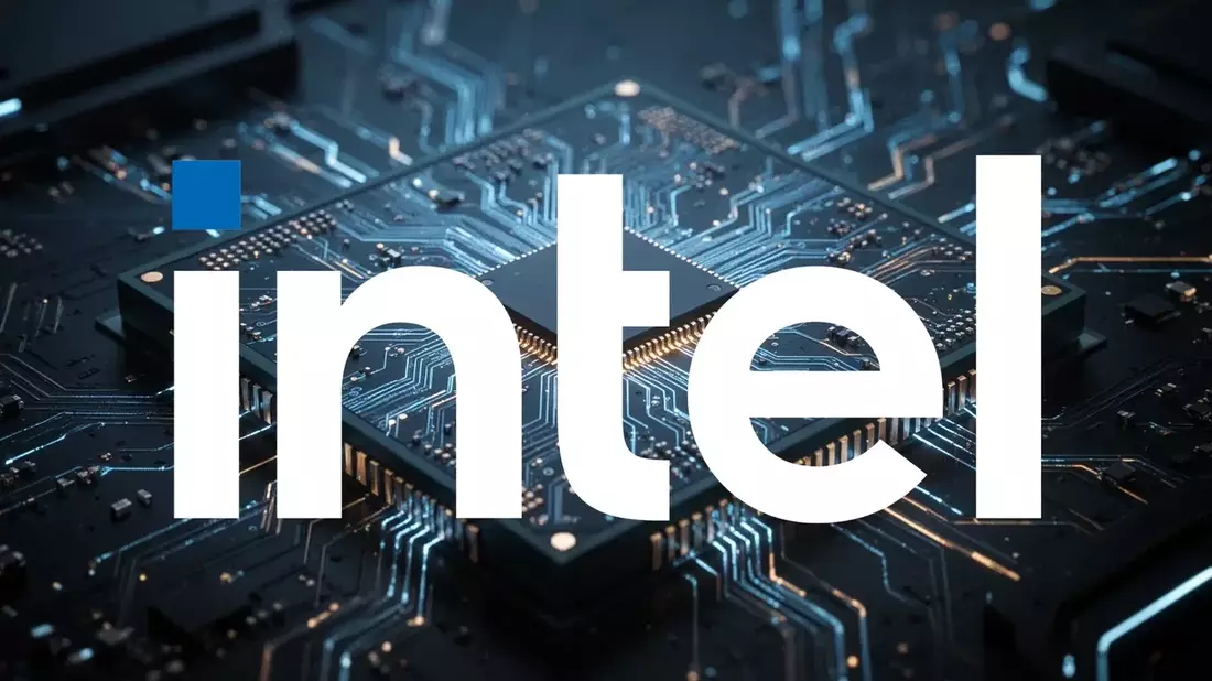 Intel Stock Dips 7.7% Amid Profit-Taking, New EUV Mask Factory Groundbreaking