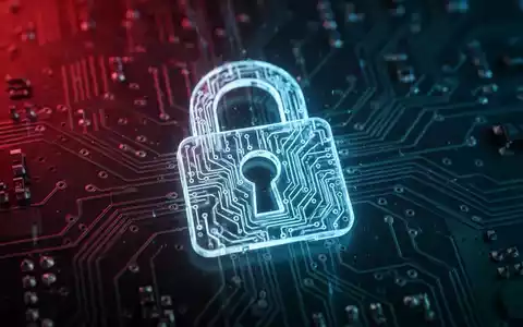 Nahaufnahme eines digitalen Schlosssymbols auf einer Leiterplatte, das Cybersicherheitslücken darstellt. - Foto: über boerse-global.de