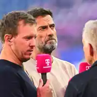 Geht Nagelsmann? Kommt Klopp? Die Fußball-Fans warten auf Antworten.  - Foto: Tom Weller/dpa