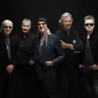 Die aktuelle Besetzung von Deep Purple: Ian Paice, Don Airey, Roger Glover, Ian Gillan und Simon McBride. - Foto: Olaf Heine/earMusic/dpa