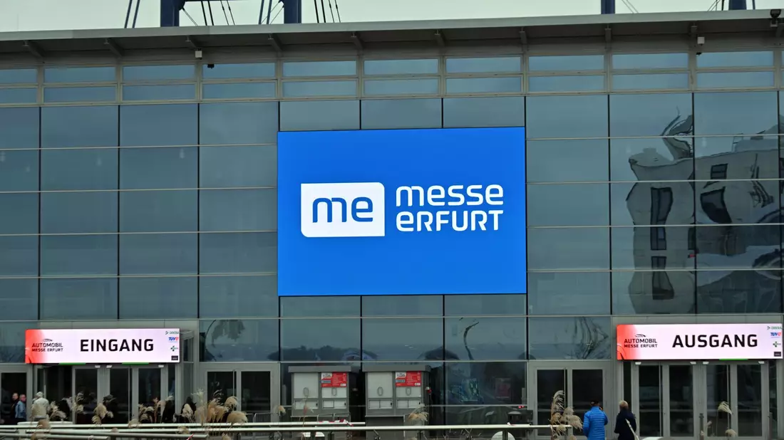 Der AfD-Bundesparteitag findet an der Messe Erfurt statt. Es werden Zehntausende Demonstranten erwartet. (Archivbild)  - Bild: Martin Schutt/dpa