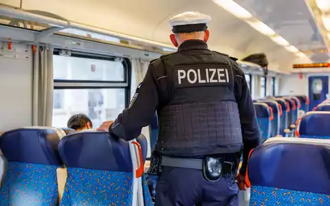 Das Verwaltungsgericht München hat Urteile zu Grenzkontrollen an deutschen Grenzen gefällt. (Symbolbild) - Foto: Daniel Karmann/dpa