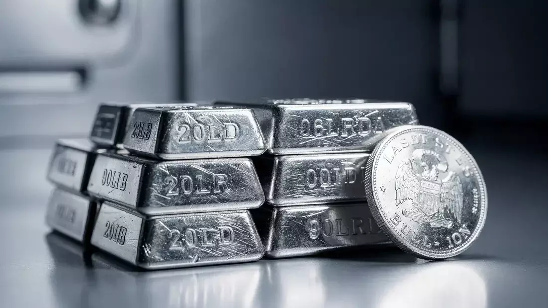 Plata atrapada entre 58 y 60 dólares: empleo débil y Fed moderada impulsan volatilidad