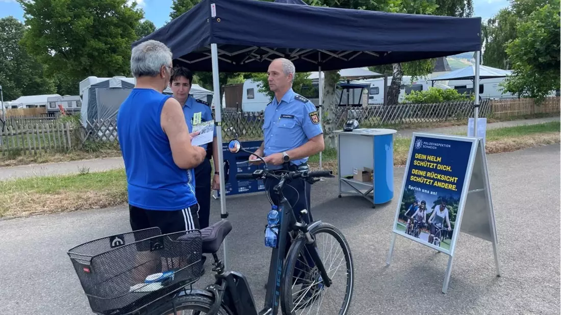 POL-PDTR: Präventionsveranstaltung Fahrradfahrer der Polizei Schweich auf dem Moselradweg - Bild: presseportal.de