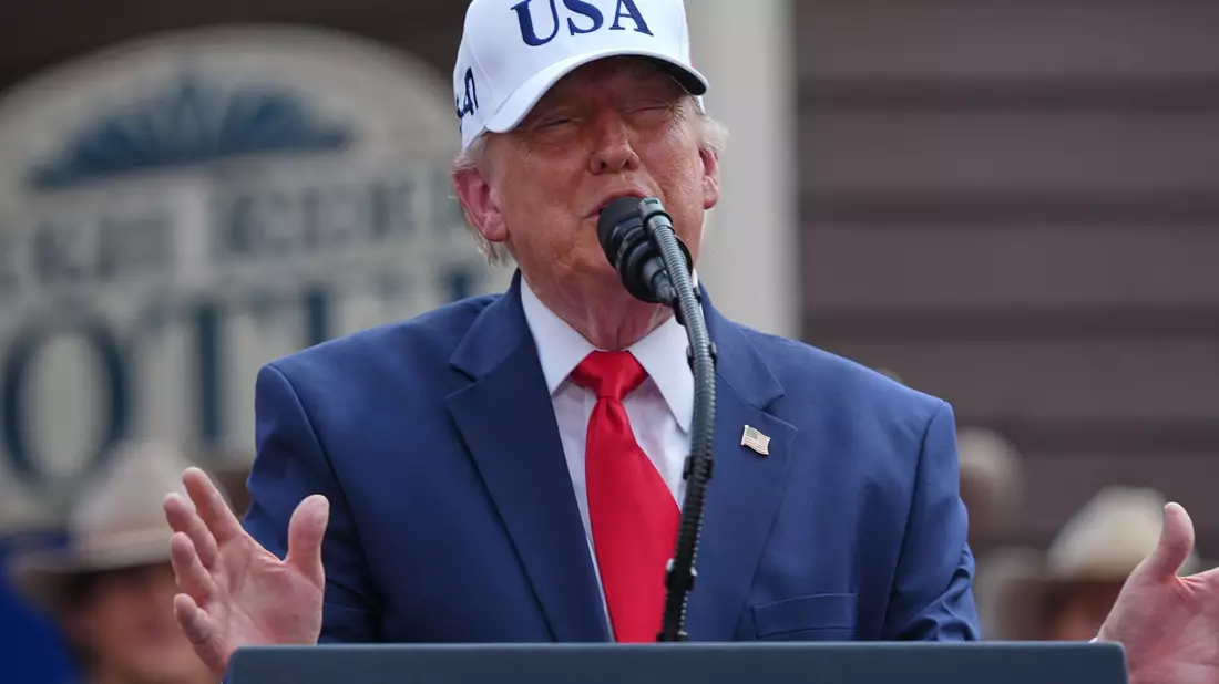 Trump teilt wieder verbal gegen europäische Nato-Partner aus. (Archivbild) - Bild: Julia Demaree Nikhinson/AP/dpa