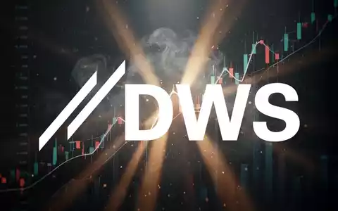 Abstrakte Darstellung eines Finanzmarktes, der ein neues Hoch erreicht, mit aufsteigenden Lichtstrahlen und positiver Stimmung. - Foto: über boerse-global.de