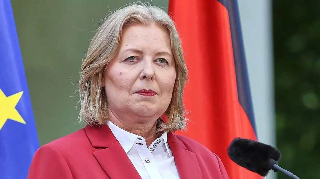 Bas will Auswirkungen von Attestpflicht prüfen