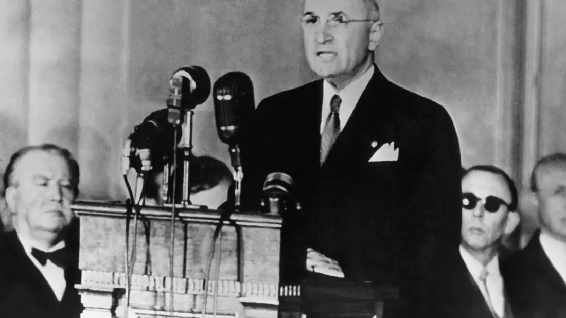 Das «S» in Harry S. Truman steht für keinen Namen. (Archivbild) - Bild: picture-alliance / dpa