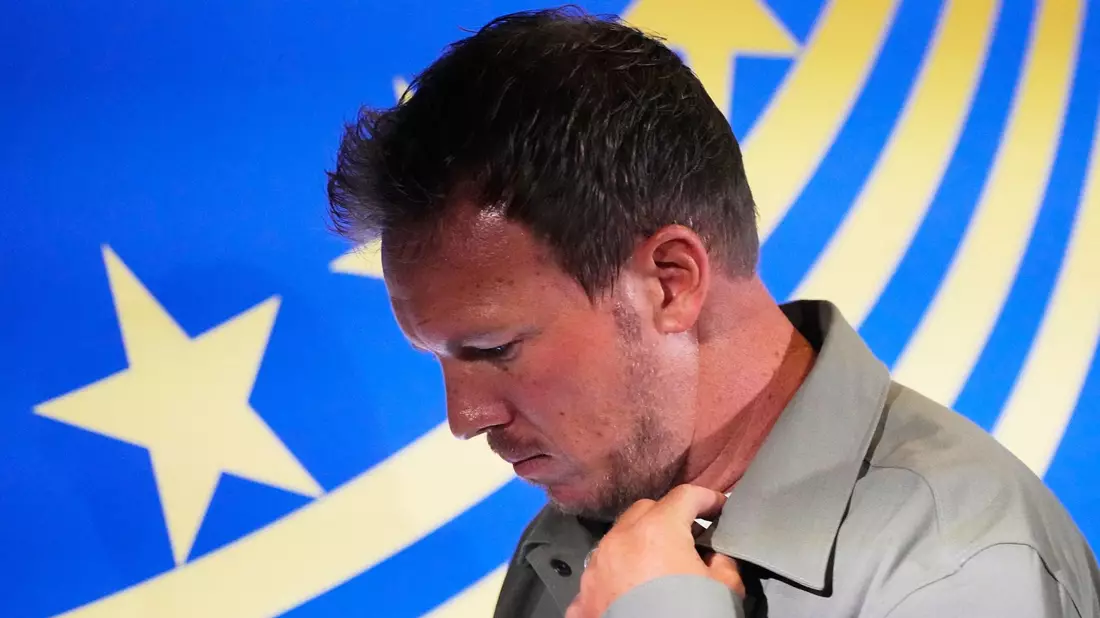 Julian Nagelsmann übernimmt die Verantwortung nach dem WM-Aus. - Bild: Martin Meissner/AP/dpa