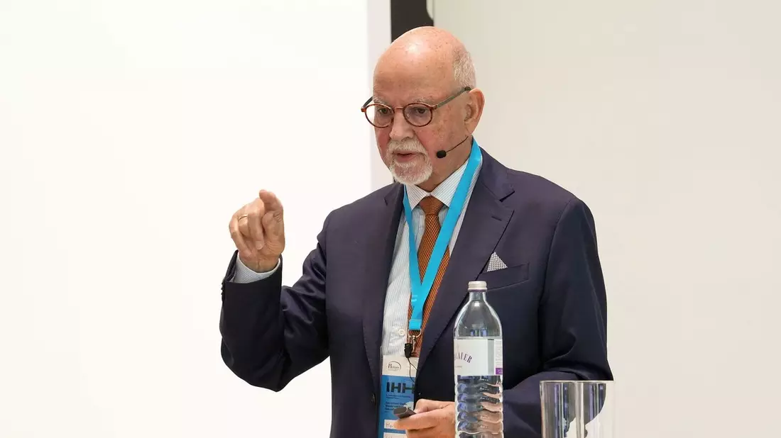 Sommerzeit, Urlaubszeit: Hygiene-Professor Martin Exner warnt vor Infektionsgefahr aus der Wasserleitung - Bild: presseportal.de