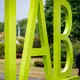 IAB-Forscher Enzo Weber begrüßt die Lockerung beim Kündigungsschutz in Form von einer längeren Befristung von Arbeitsverträgen (Archivbild). - Bild: Daniel Karmann/dpa