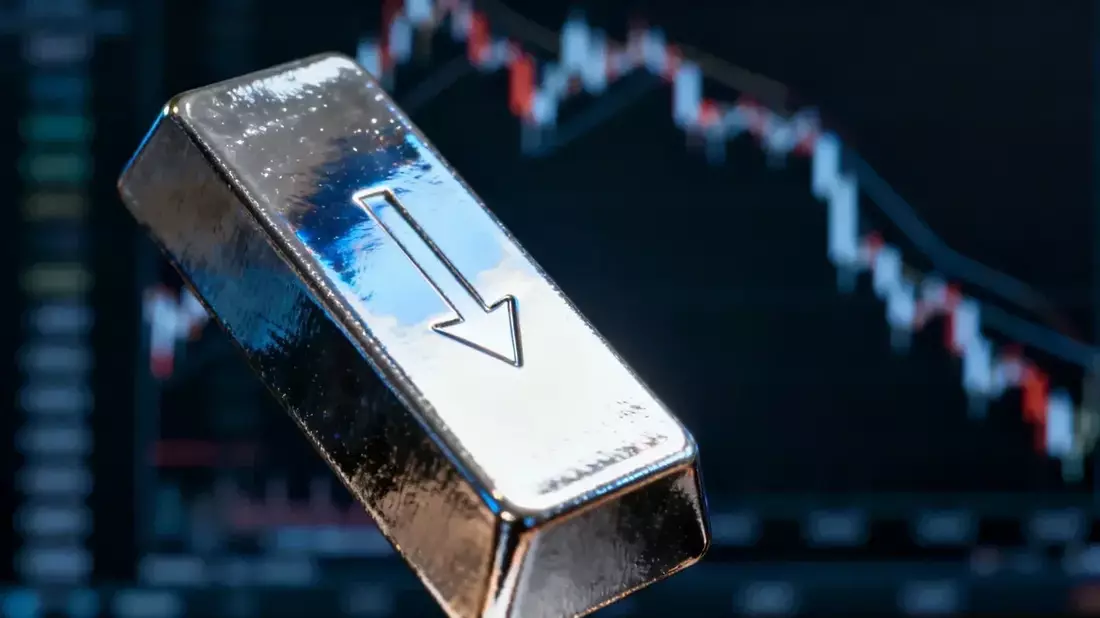 Silver Surges Above $59 on Weak Jobs, Fed Shift, and Supply Deficit